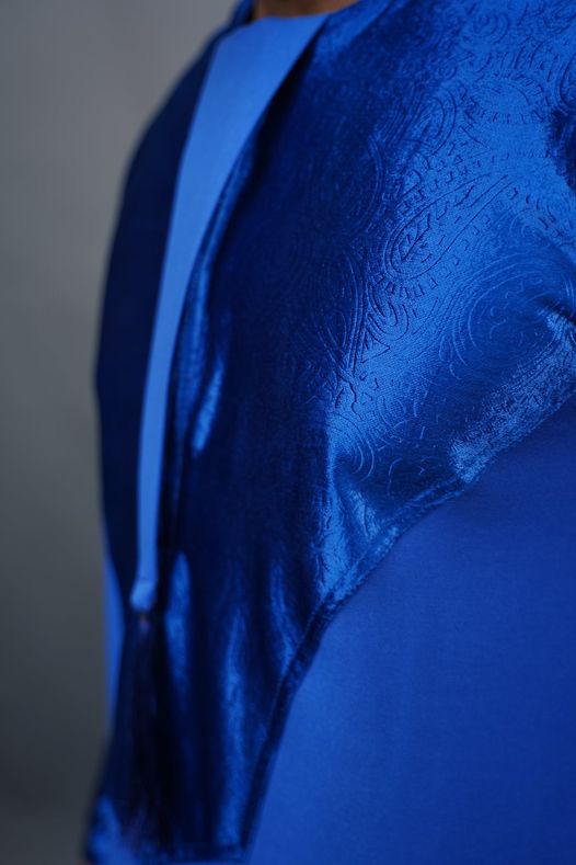Qamis Safir Signature Blue King Velvet